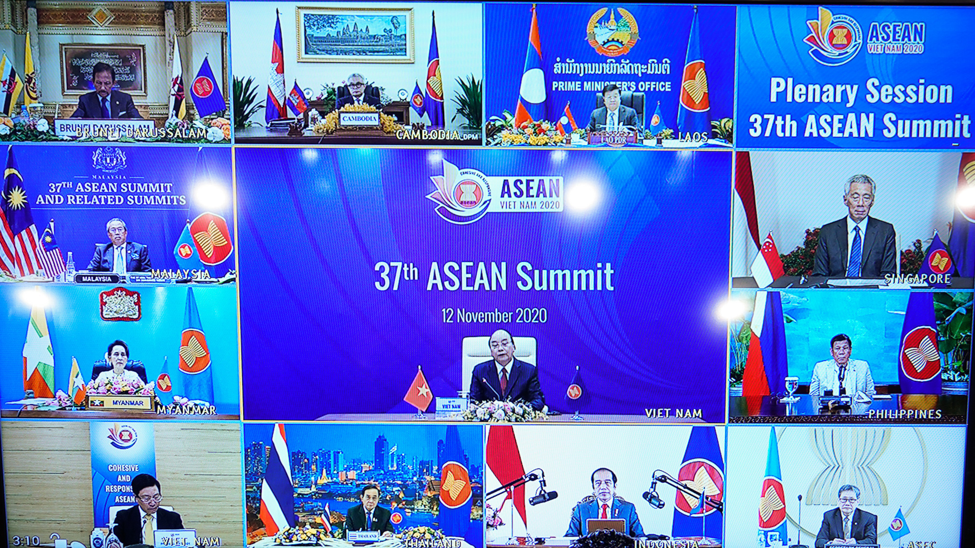 Hội nghị Thượng đỉnh ASEAN 37 được tổ chức theo hình thức trực tuyến tại Hà Nội từ ngày 12-15/11 - Ảnh: VGP