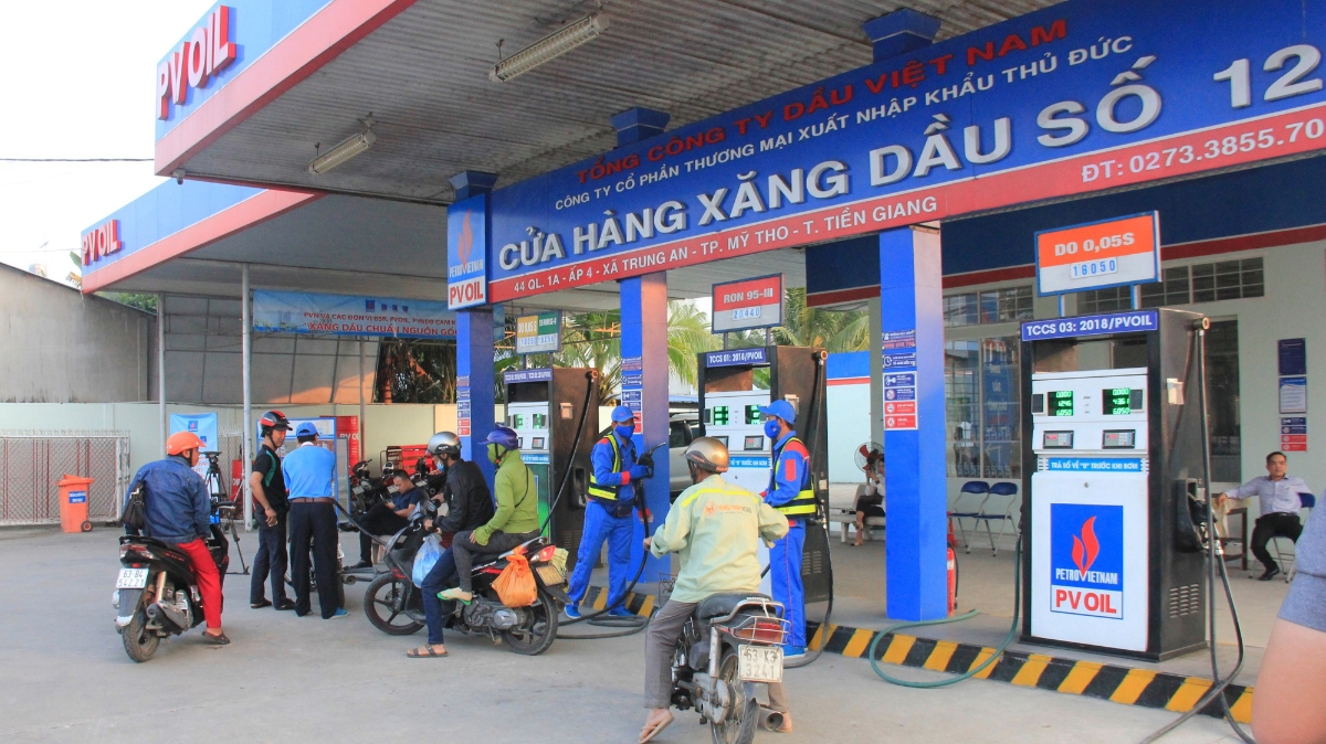 Một trong những cây xăng của PVOIL.
