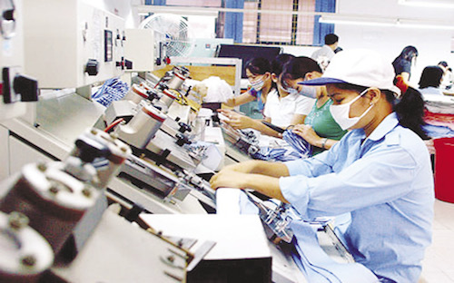 Đại bộ phận
doanh nghiệp còn lại của Việt Nam vẫn còn ở mức độ nhỏ và vừa, thậm chí là siêu
nhỏ.