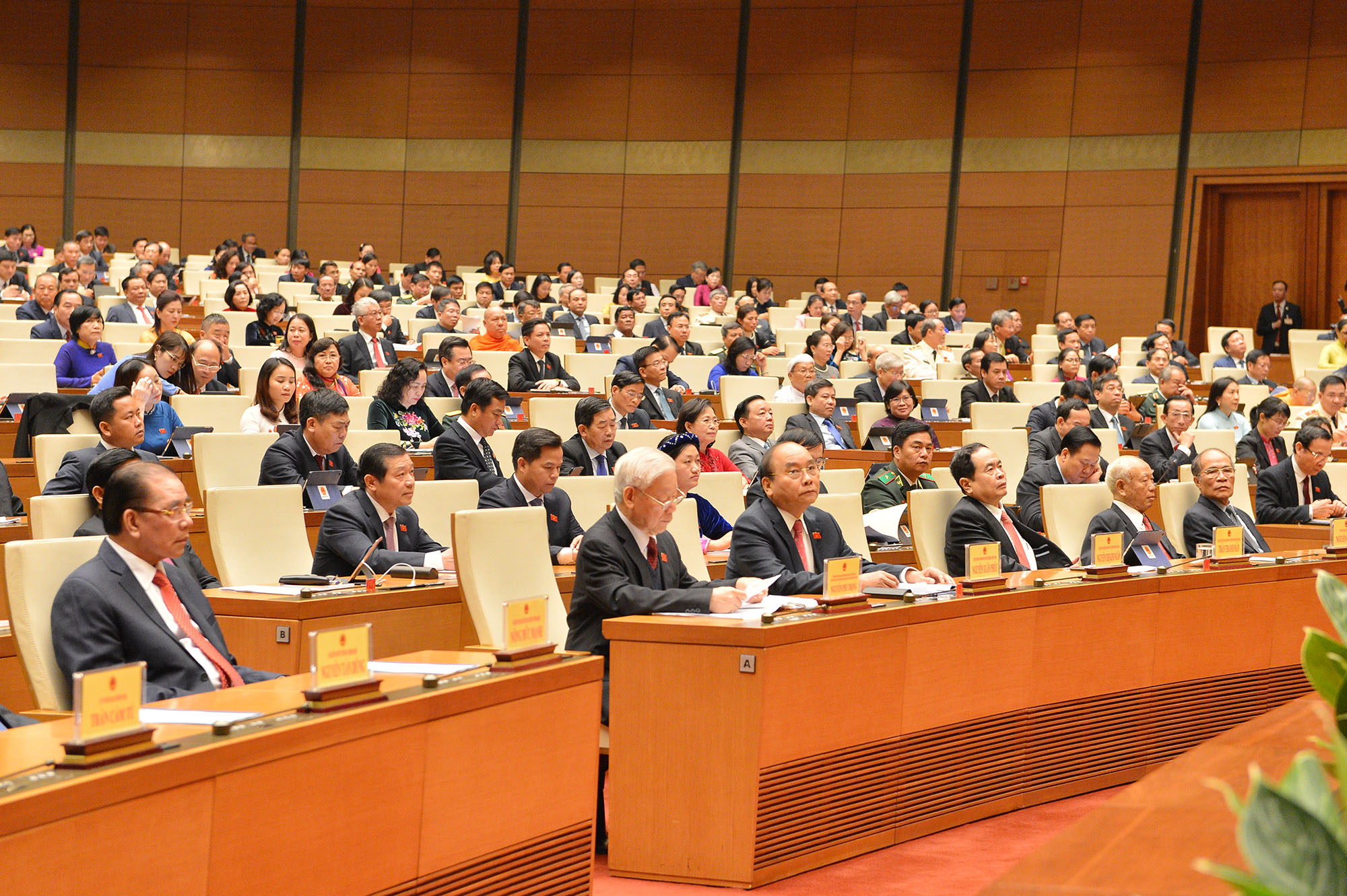 Các đại biểu dự phiên khai mạc Kỳ họp 11 Quốc hội khóa 14 sáng 24/3 - Ảnh: Quochoi.vn