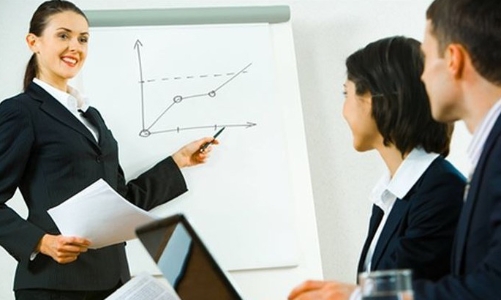 ILO: Chưa đến 1/4 phụ nữ Việt Nam nắm giữ vị trí quản lý