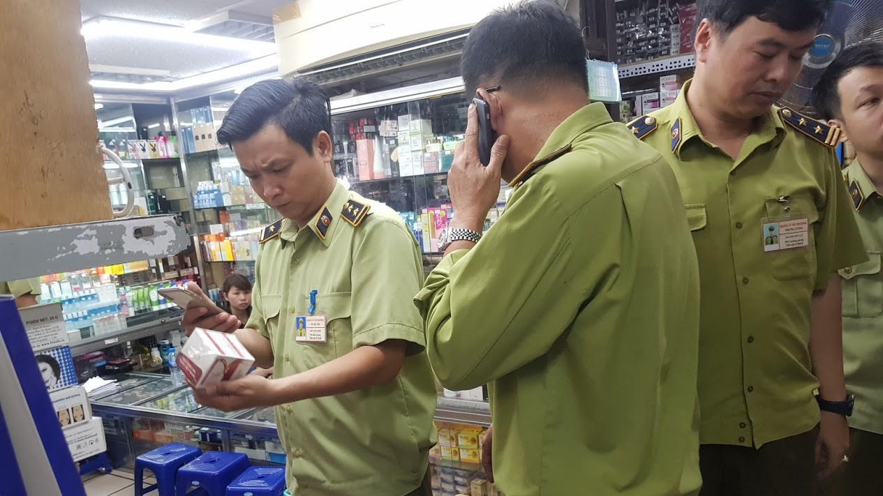 Lực lương quản lý thị trường. Ảnh minh hoạ 