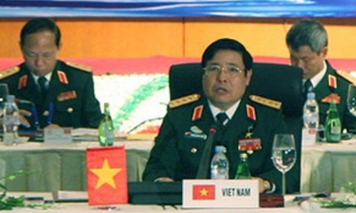 Hội nghị hẹp bộ trưởng quốc phòng các nước ASEAN