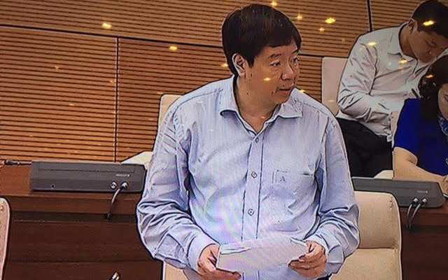 Thứ trưởng Bộ Khoa học và công nghệ Trần Quốc Khánh tại phiên họp sáng 25/5 của Uỷ ban Thường vụ Quốc hội.