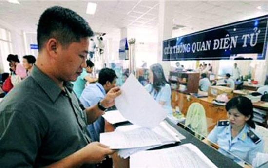 <span style="font-family: "Times New Roman"; font-size: 14.6667px;">Năm 2016 Tổng cục Hải quan được giao dự toán thu ngân sách Nhà nước là 270.000 tỷ đồng.</span>