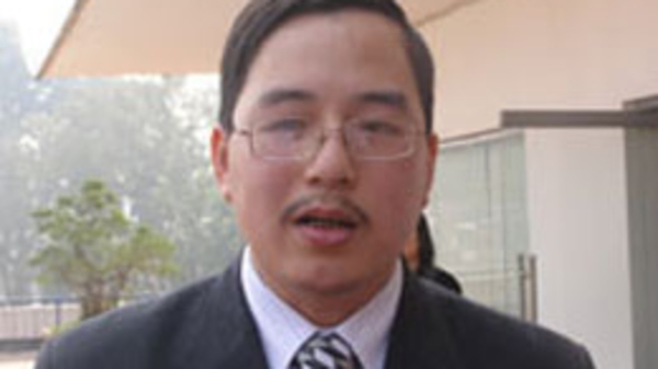 Cổ phần hóa: Chậm do khách quan?