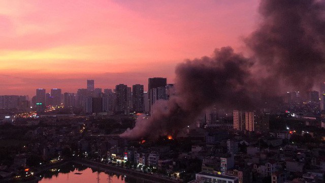 Rạng Đông lên tiếng về sự cố đám cháy gây nguy cơ nhiễm độc kim loại