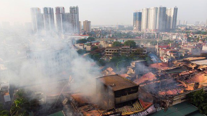 Vụ cháy nhà máy Rạng Đông khiến hàng chục kg thuỷ ngân bị phân tán ra môi trường.