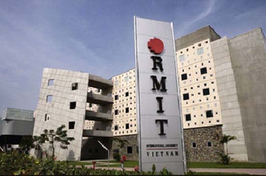 Đại học RMIT Việt Nam là một trong số rất nhiều doanh nghiệp FDI chưa thực hiện thủ tục đăng ký lại và hiện đang hồi hộp chờ đợi các quyết định liên quan đến vấn đề này