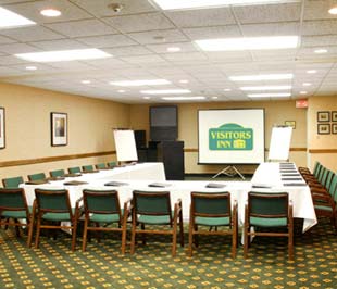 Có người ví việc tham gia các hiệp hội doanh nghiệp ở Việt Nam như là sinh hoạt câu lạc bộ hưu trí...