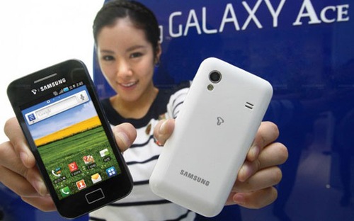 Một sản phẩm điện thoại của Samsung Việt Nam. Một nguyên nhân khiến chỉ số tồn kho ngành chế biến và chế tạo tăng cao là sự tăng trưởng đột biến trong các doanh nghiệp sản xuất điện thoại di động cao cấp.<br>