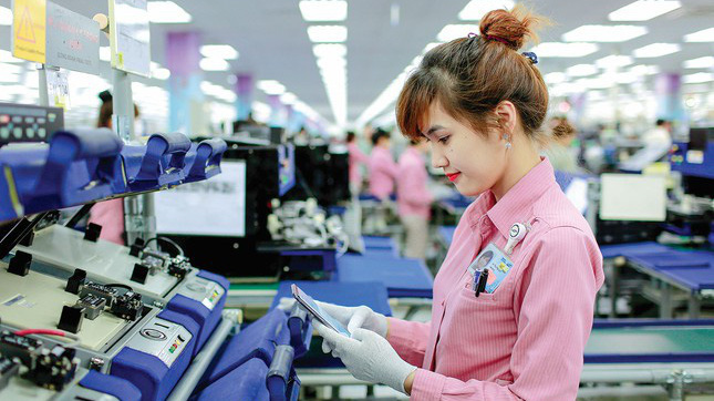 Hình ảnh công nhân trong nhà máy Samsung Thái Nguyên