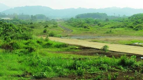 Một góc sân bay Khâm Đức 