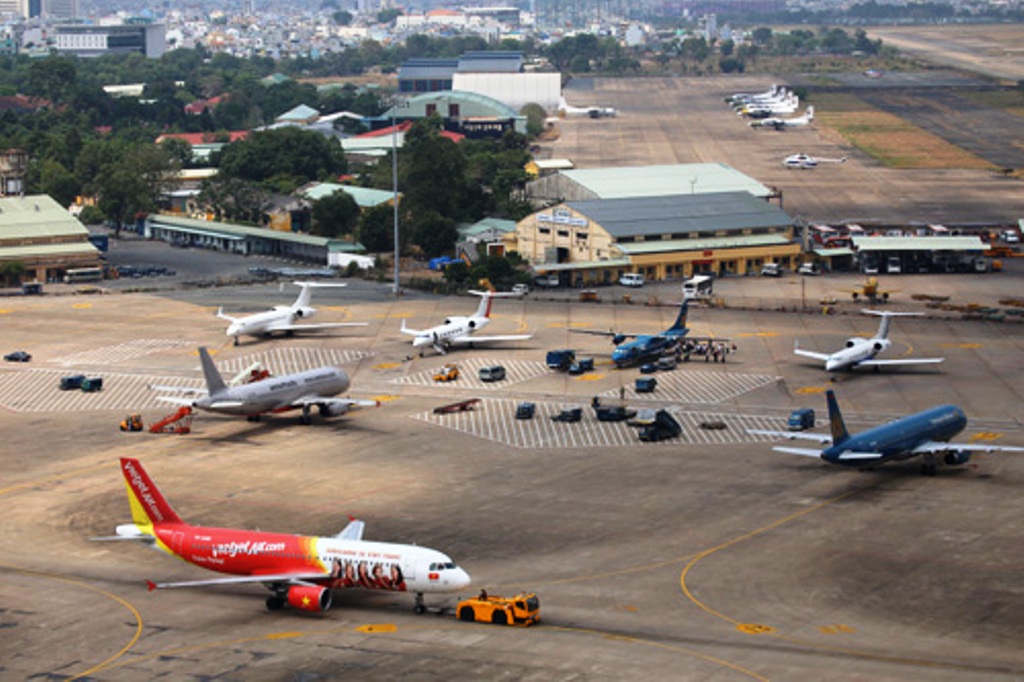 Thị phần hàng không đang bị chia nhỏ với sự vươn lên của các hãng bay giá rẻ.