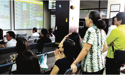 Giảm nghẽn lệnh, doanh nghiệp tự nguyện chuyển sàn sẽ được hỗ trợ tối đa