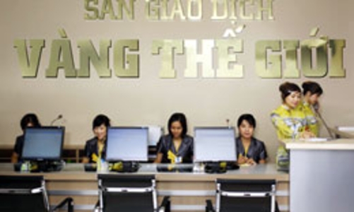 Thủ tướng chỉ đạo quản lý chặt sàn vàng, thu đổi ngoại tệ