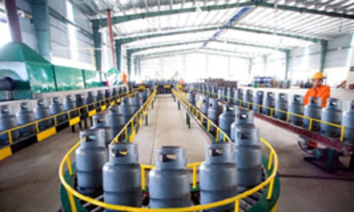 Giá gas hai lần tăng trong một tháng