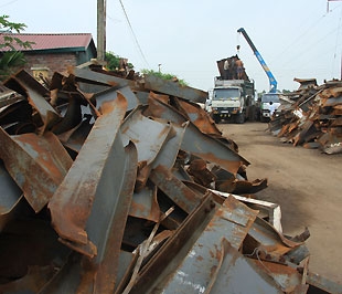 Tại Công ty Thụ Ngọc Hằng (Vĩnh Yên), mỗi tháng chi phí vay vốn giảm khoảng 38 triệu đồng so với trước đó nhờ được hỗ trợ lãi suất - Ảnh: Đức Thọ.