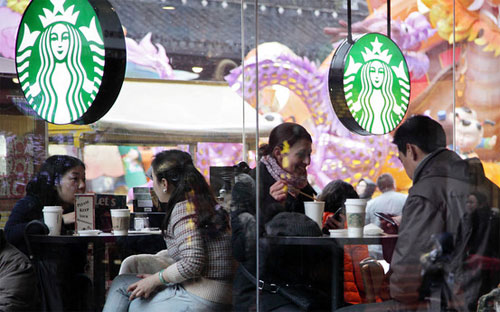 Một cửa hiệu của Starbucks ở Thượng Hải - Ảnh: WSJ.<br>