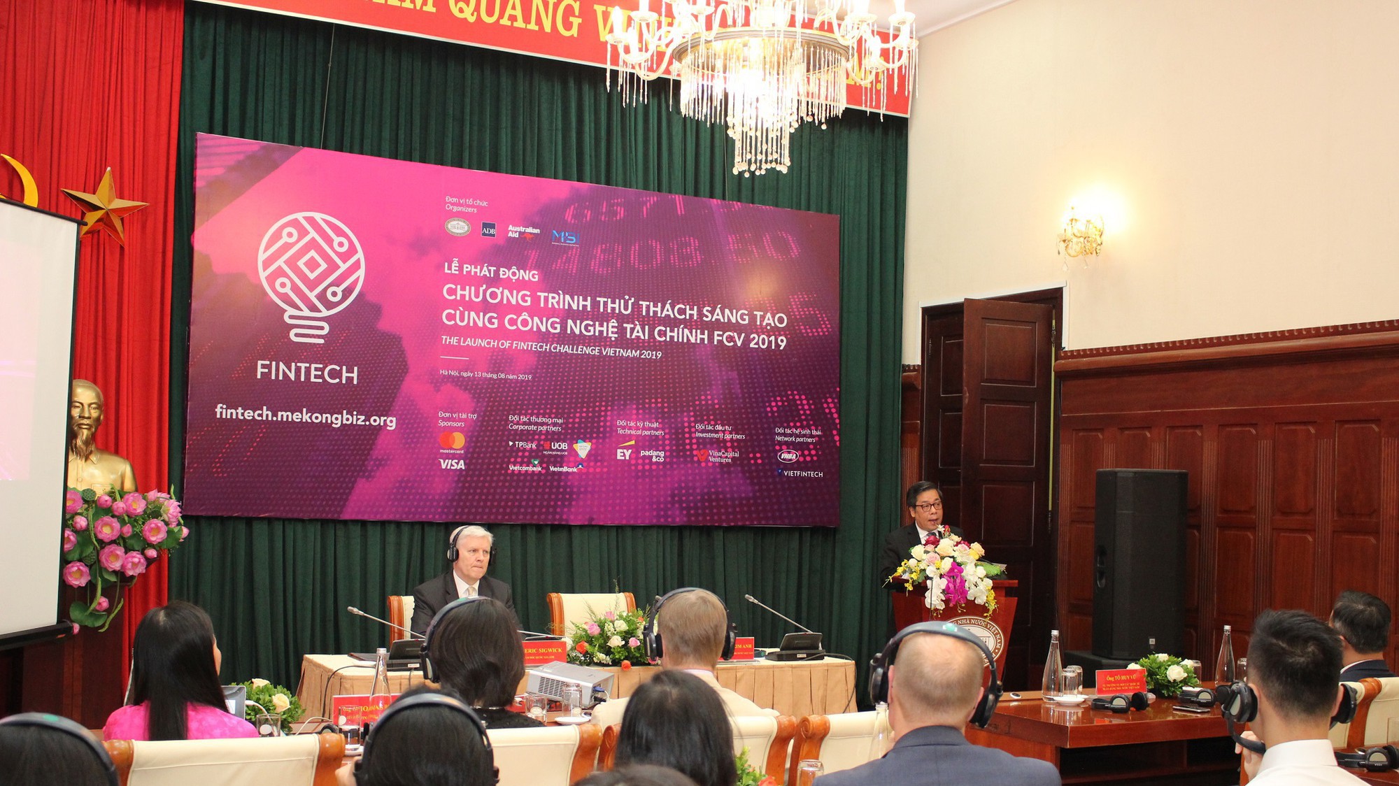 Toàn cảnh buổi lễ.