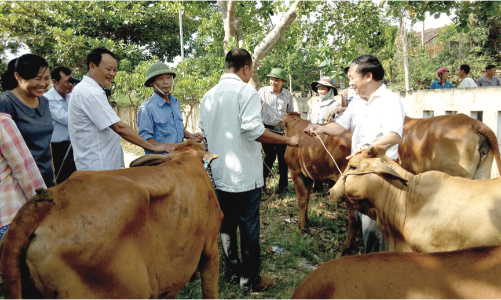 Xóa đói, giảm nghèo vẫn còn nhiều gian nan