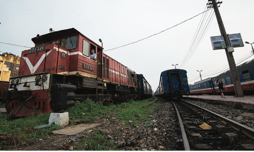 Đường sắt trước nguy cơ mất sạch 3.200 tỷ đồng vốn chủ sở hữu do Covid