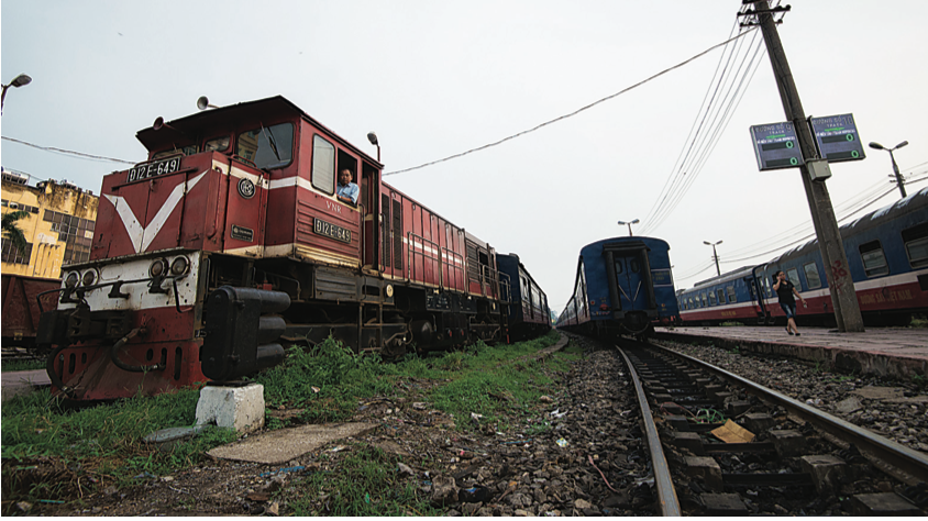 Cơ sở hạ tầng đường sắt Việt Nam cũ kỹ và lạc hậu