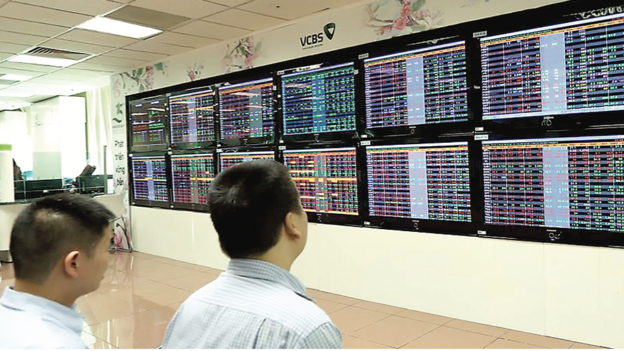 Phát triển thị trường dài hạn không thể nâng lô, chuyển sàn giao dịch 