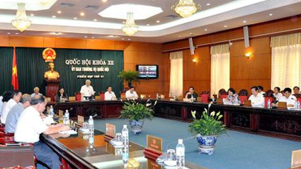 Thường vụ Quốc hội xem xét đề nghị miễn, giảm thuế