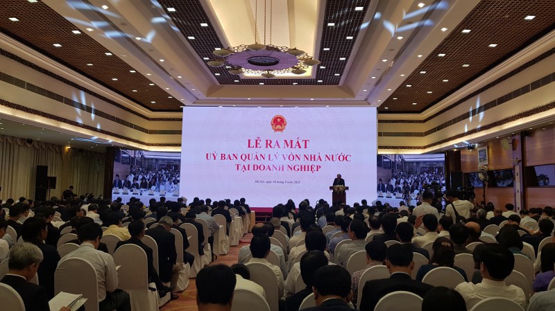 Thủ tướng nhấn mạnh việc đưa 19 Tập đoàn, Tổng công ty về Ủy ban sẽ không làm giảm vai trò của các Bộ mà thậm chí còn tăng lên. 