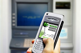 Dịch vụ chuyển khoản qua SMS sẽ hạn chế những trở ngại về không gian và thời gian trong các giao dịch phổ biến tại quầy hoặc qua ATM như hiện nay.