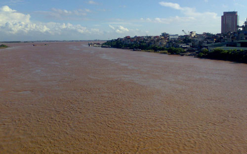 Dự án dự kiến sẽ tạo ra tuyến vận tải đường thủy thông suốt quanh năm từ Lào
 Cai - Hải Phòng cho tàu có trọng tải từ 400 tấn đến 600 tấn, kết hợp 
sản xuất điện. 