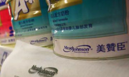 Đình chỉ sử dụng sản phẩm sữa có xuất xứ Trung Quốc