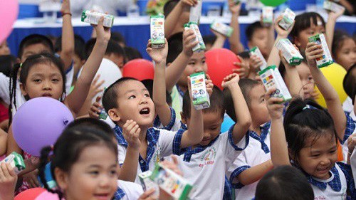 Sữa học đường được triển khai ở nhiều quốc gia trên thế giới như Mỹ, Nhật, Thái Lan, Trung Quốc...