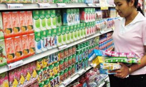 Sản phẩm sữa nhập khẩu phải có phiếu kiểm nghiệm không có melamine