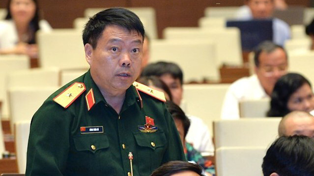 Đại biểu Sùng Thìn Cò phát biểu tại phiên thảo luận - Ảnh: Quochoi.vn