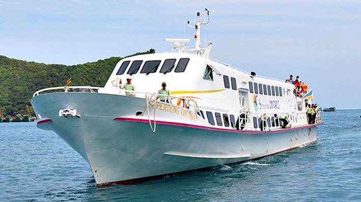 Tàu cao tốc thương hiệu Superdong - Kiên Giang.
