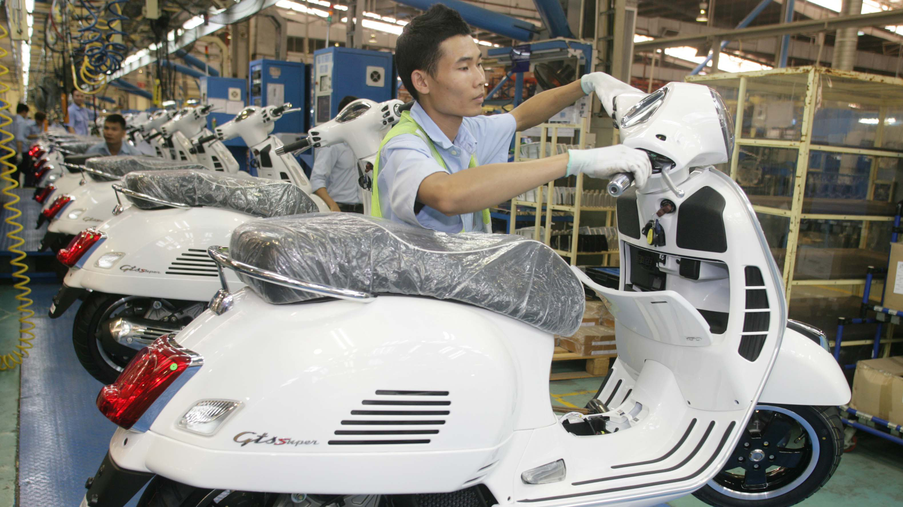 Tính đến ngày 20/12/2020, tổng vốn FDI đổ vào Việt Nam đạt 28,5 tỷ USD, giảm 25% so với năm 2019.