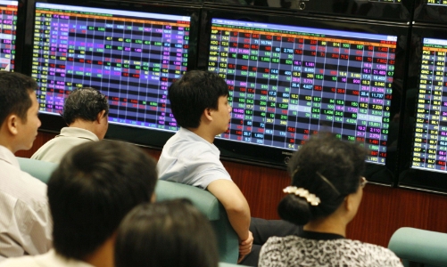 Cổ phiếu chuyển sàn từ HOSE về HNX chỉ 