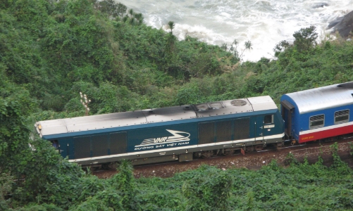 Đường sắt Việt Nam: Làm gì để thoát khỏi tình thế 