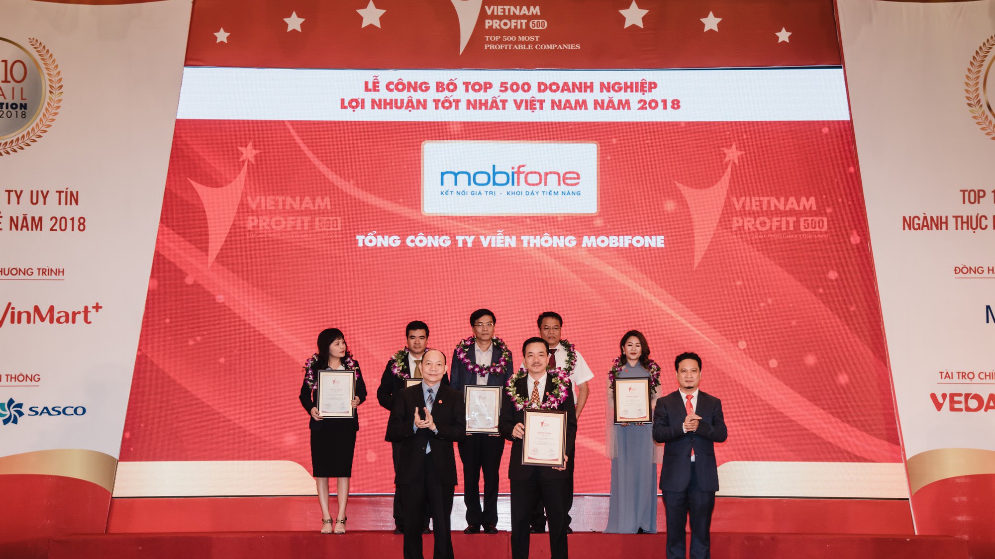 Đứng vị trí thứ 17 trong tổng số 500 doanh nghiệp có lợi nhuận tốt nhất Việt Nam, MobiFone cũng là một trong hai trong doanh nghiệp viễn thông có lợi nhuận cao.