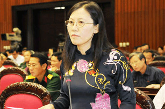 Đại biểu Lê Thị Nga: Việc theo dõi thực hiện kiến nghị sau giám sát vẫn là khâu yếu trong hoạt động giám sát của Quốc hội qua nhiều khóa.