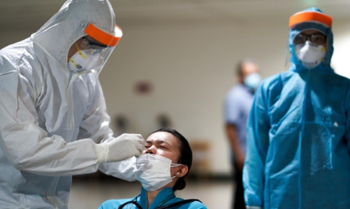 Các ca Covid-19 ở Tân Sơn Nhất không triệu chứng, xét nghiệm âm tính nhanh 