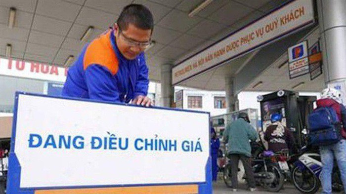 Theo VCCI việc tiên đoán thời điểm điều chỉnh giá xăng dầu và mức giá tương đối dễ dàng