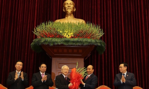 Công bố danh sách Bộ Chính trị, Ban Bí thư, Chủ nhiệm Uỷ ban Kiểm tra Trung ương Khoá XIII