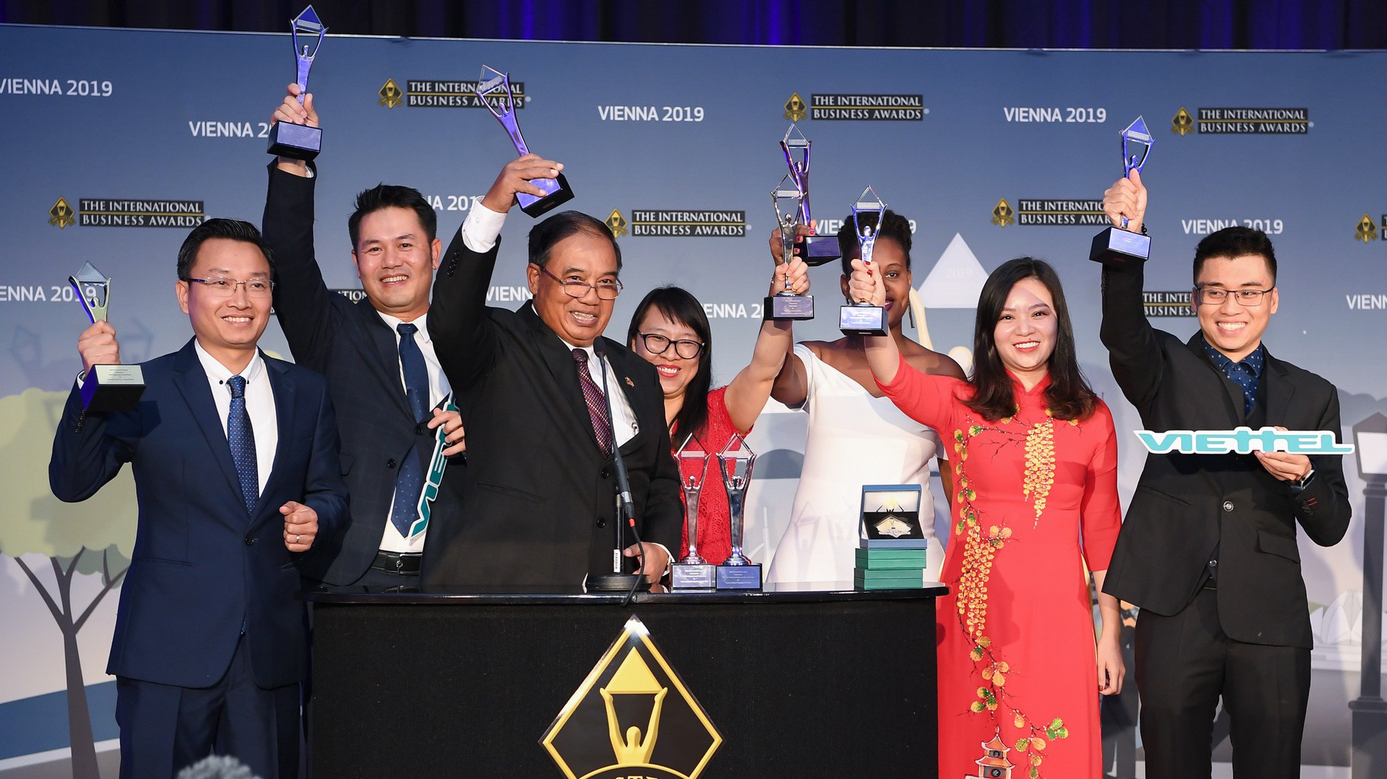 Tập đoàn Viettel được vinh danh tại giải thưởng Kinh doanh Quốc tế Stevie Awards.