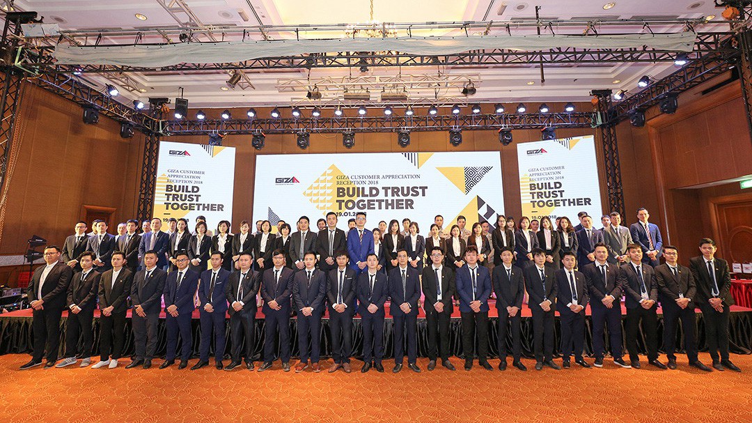 Hiện nay công ty có gần 300 kiến trúc sư, kỹ sư, cán bộ quản lý dày dạn kinh nghiệm, chuyên môn cao, nhiệt tình và tận tâm với công việc.