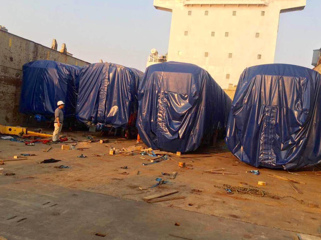 Một đoàn tàu gồm 4 toa có thể chở trên 1.200 người.