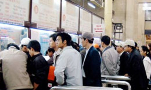 Giá vé tàu Tết tăng tối đa 25%