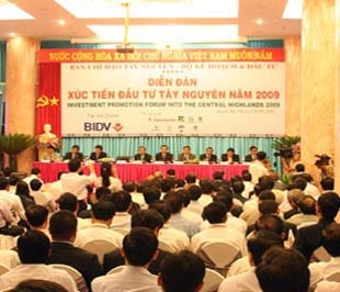 Nhiều giải pháp nâng cao hiệu quả đầu tư đã được bàn thảo tại Diễn đàn.